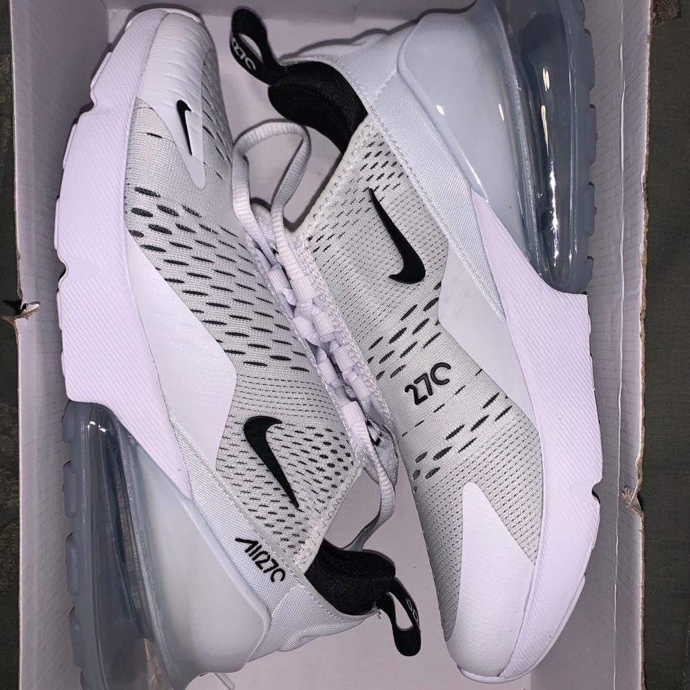 Air Max 270